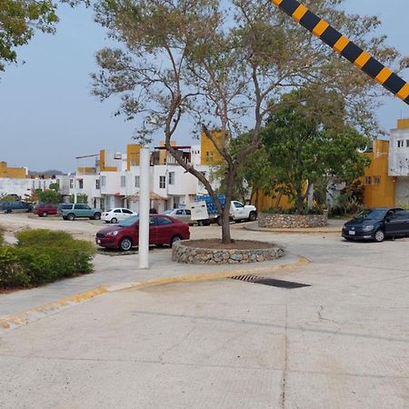 Villa Relajacion Cercas Del Aeropuerto Santa María Huatulco Esterno foto